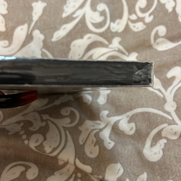 🌟NWT! The Walking Dead Season 5! - Picture 3 of 3